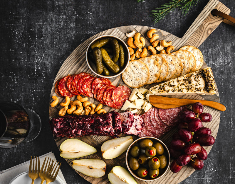 https://www.jkadams.com/cdn/shop/files/JK-ADAMS-HOME-IMAGE-CHARCUTERIE-AND-CHEESE-BOARDS-LIFESTYLE-ON-A-CHARCOAL-BACKGROUND_800x.jpg?v=1700246455